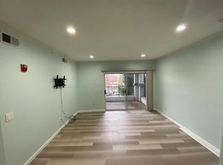 701 Gibson Dr APT 1124, Roseville, CA 95678