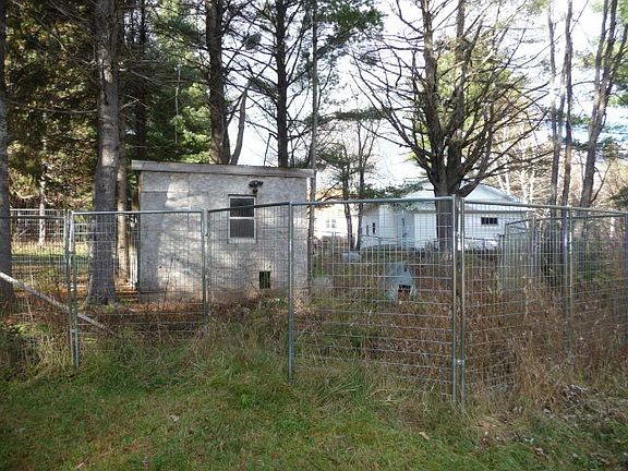 5th image of 468 County Road Fad