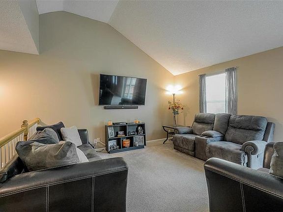 4th image of 10136 Shearer Dr