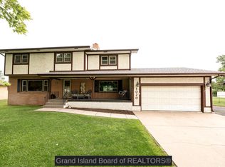 1020 E Phoenix Ave, Grand Island, NE 68801