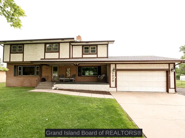 1020 E Phoenix Ave, Grand Island, NE 68801