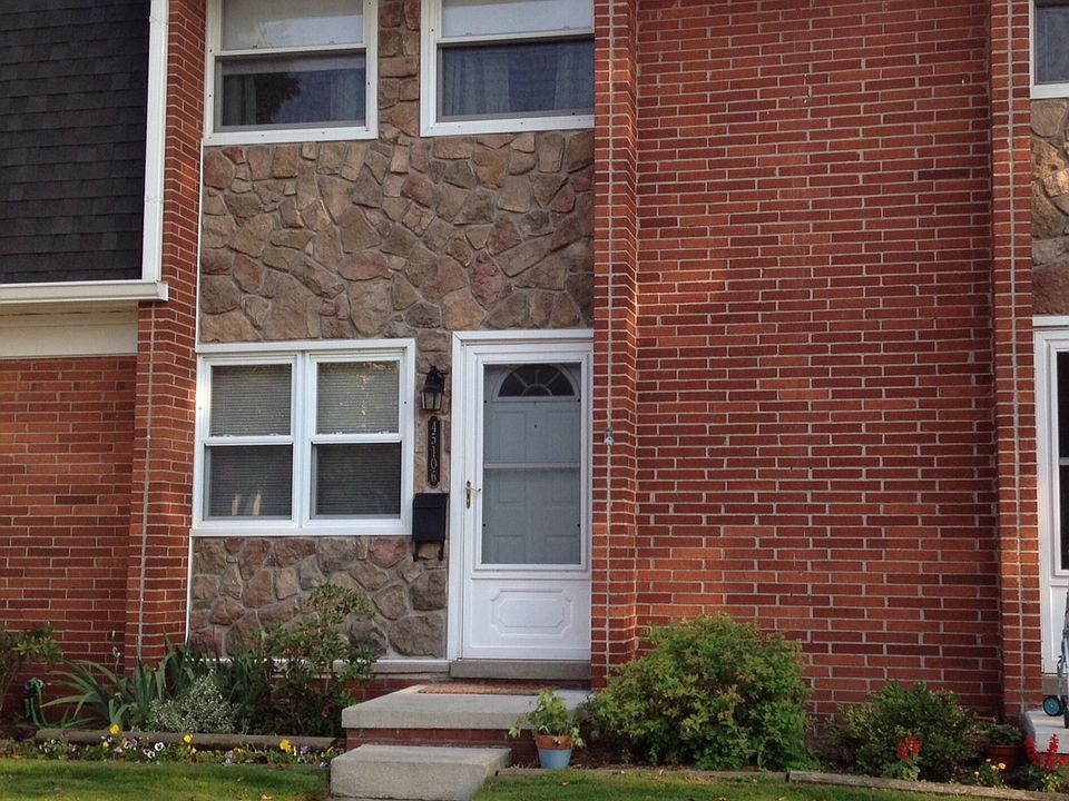 1st image of 45106 Kensington St