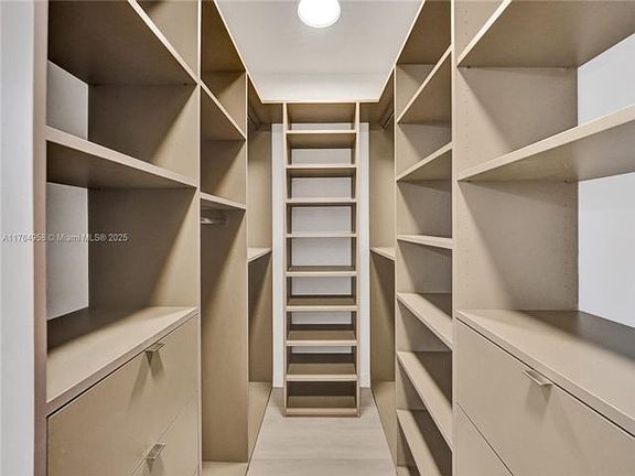 4th image of 1201 S Ocean Dr APT 506N