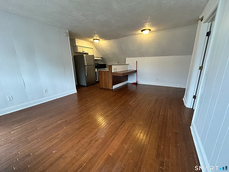 370 High St #3 — Photo 7