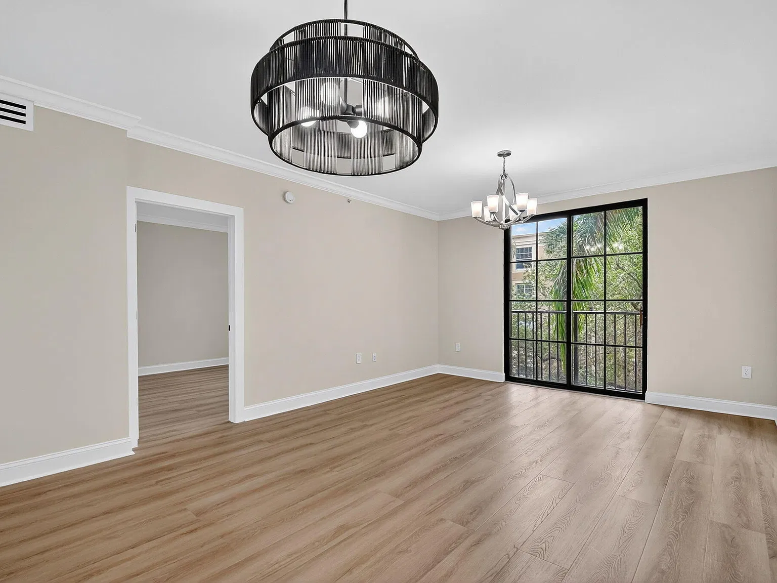1 bed, 1.0 bath, 756 sqft, $2,950 — Photo 3