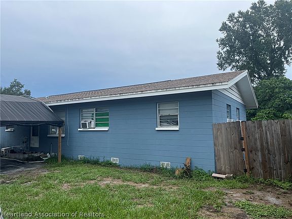 4th image of 300 Dixie Dr