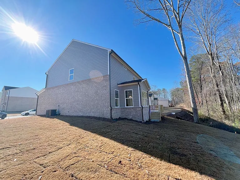 2475 Whistler Way NE — Photo 24
