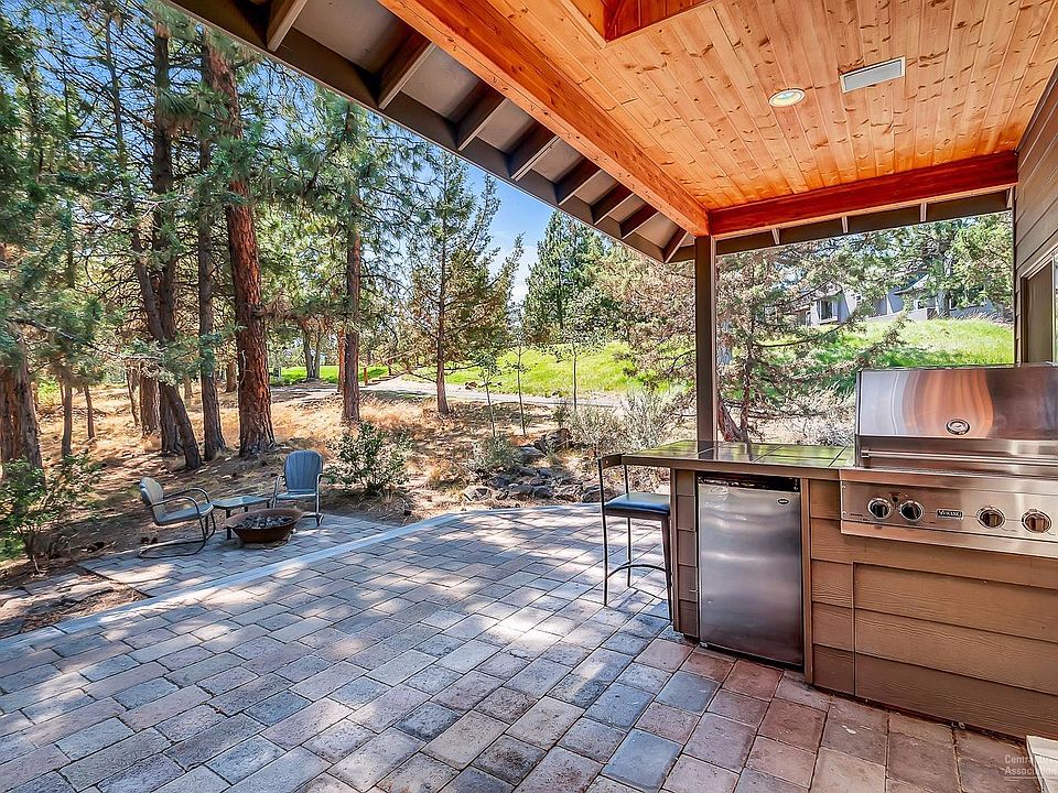 2nd image of 2659 NW Hilton Ct