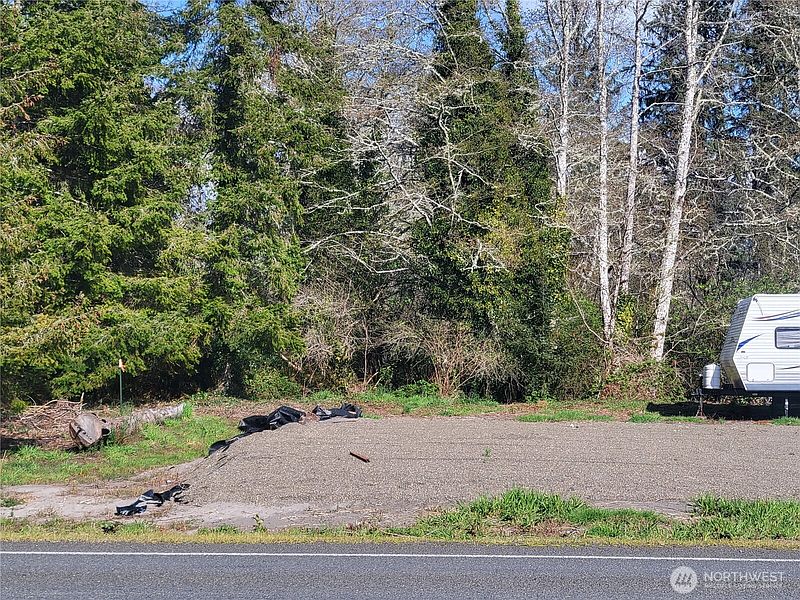 4th image of 10558 Sandridge Road
