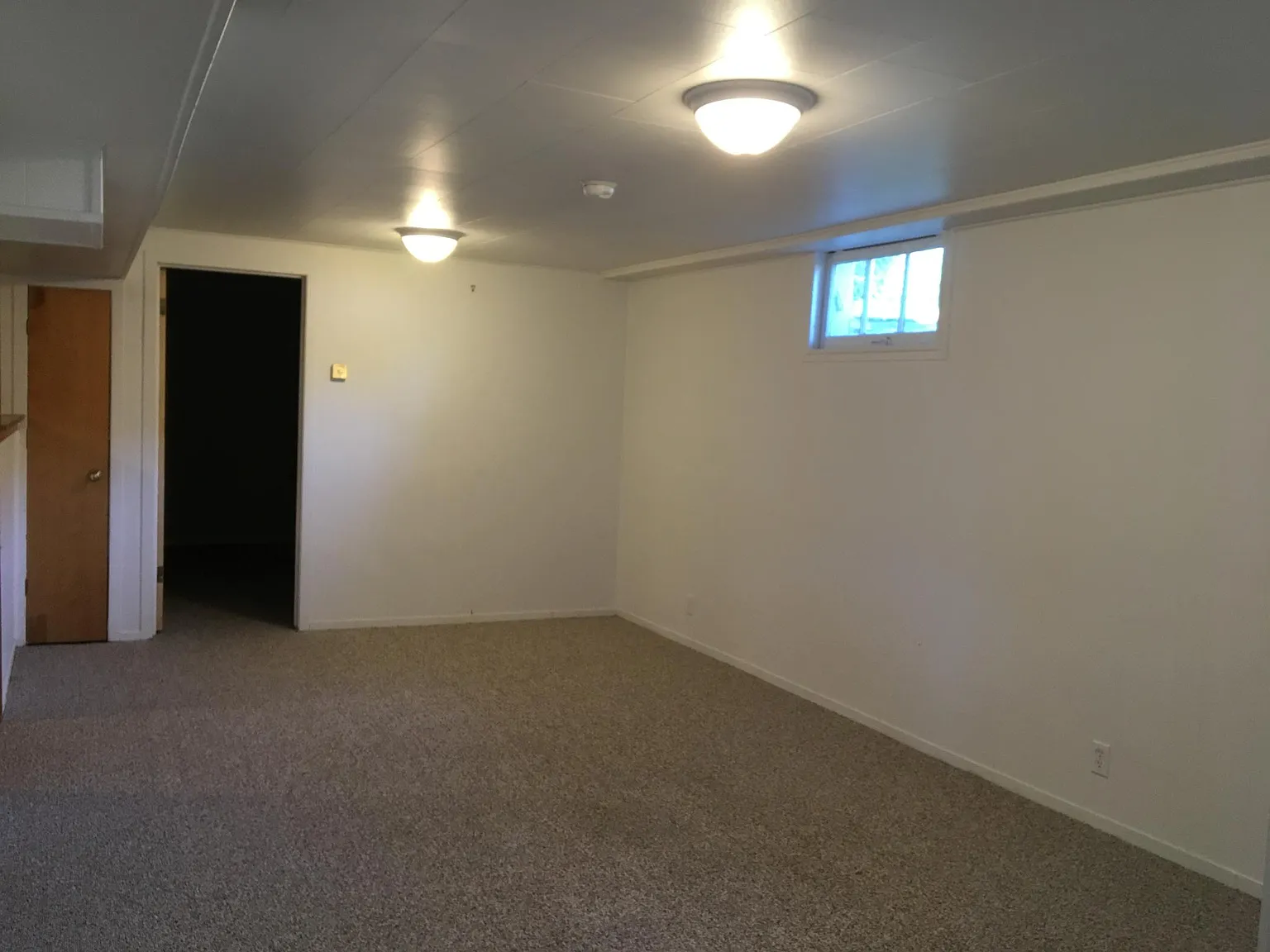 2 bed, 1000 sqft, $850 — Photo 2