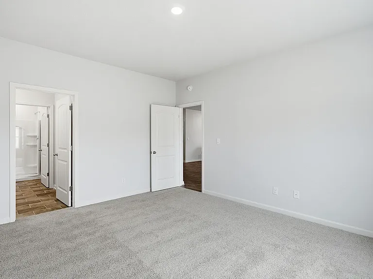 4246 Sandy Hollow Lane Ln S — Photo 19