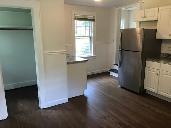 857 Main St #B, Monroe, CT 06468