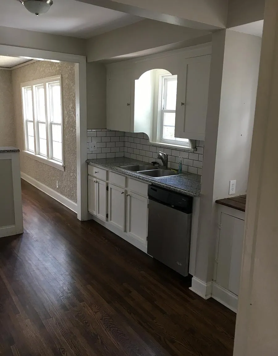 2 bed, 952 sqft, $1,350 — Photo 4