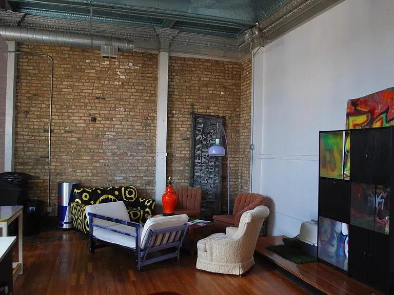 1621 N Kedzie Ave #3 — Photo 8
