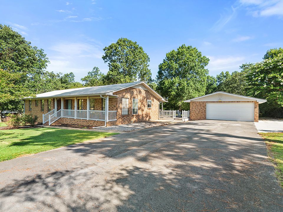 136 Sand Mountain Dr, Rainsville, AL 35986 Zillow