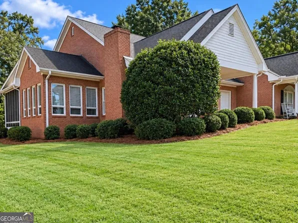 22 Green Hill Pl, Toccoa, GA 30577