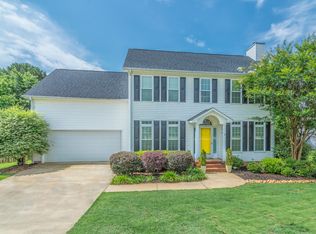 11 Summer Hill Rd, Simpsonville, SC 29681
