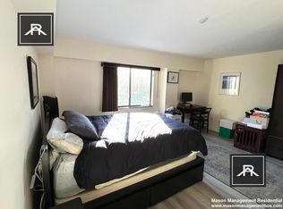 127 Pleasant St UNIT 105, Brookline, MA 02446
