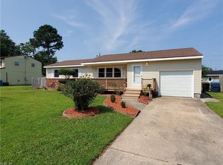 3044 Pewter Rd, Virginia Beach, VA 23452