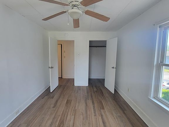 2nd image of 611 Main St