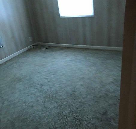 5th image of 214 Highland Ave