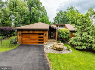 14350 Loyalty Rd, Leesburg, VA 20176