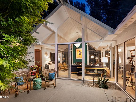 2nd image of 416 Camino Manzanas
