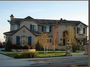 17045 Grove Dr, Riverside, CA 92503