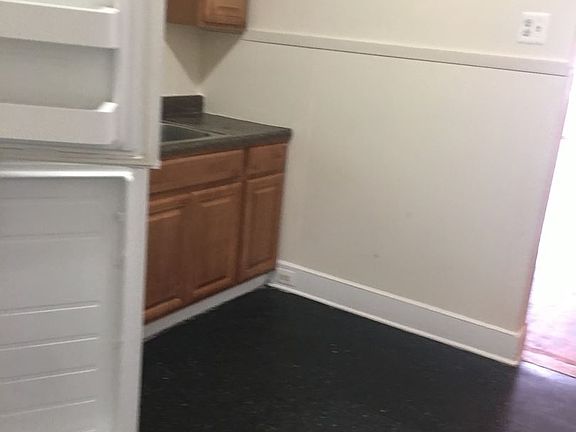 5th image of 1324 Narragansett St
