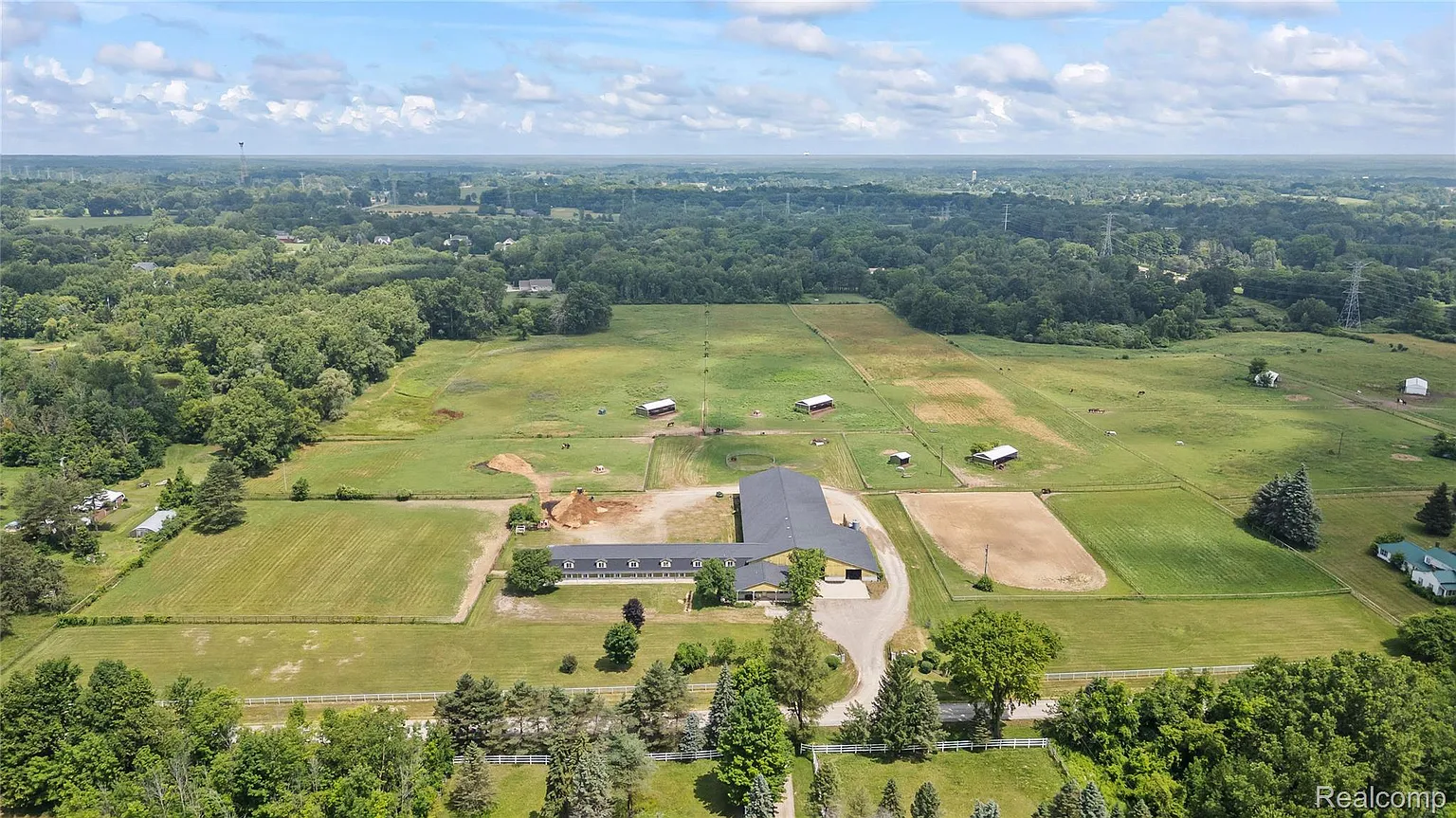 5095 Casey Rd photo 1