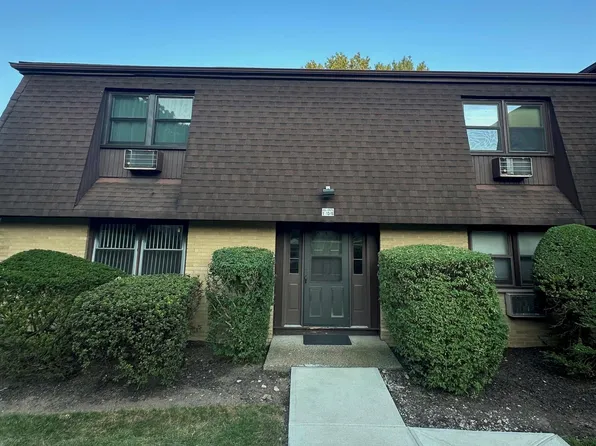 1 Germonds Village #14, Bardonia, NY 10954