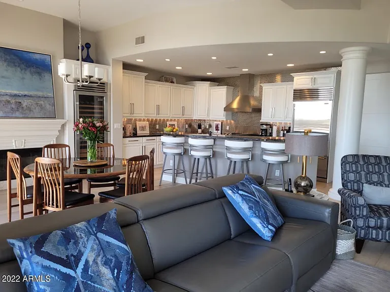 8 Biltmore Estates Dr #310 — Photo 6