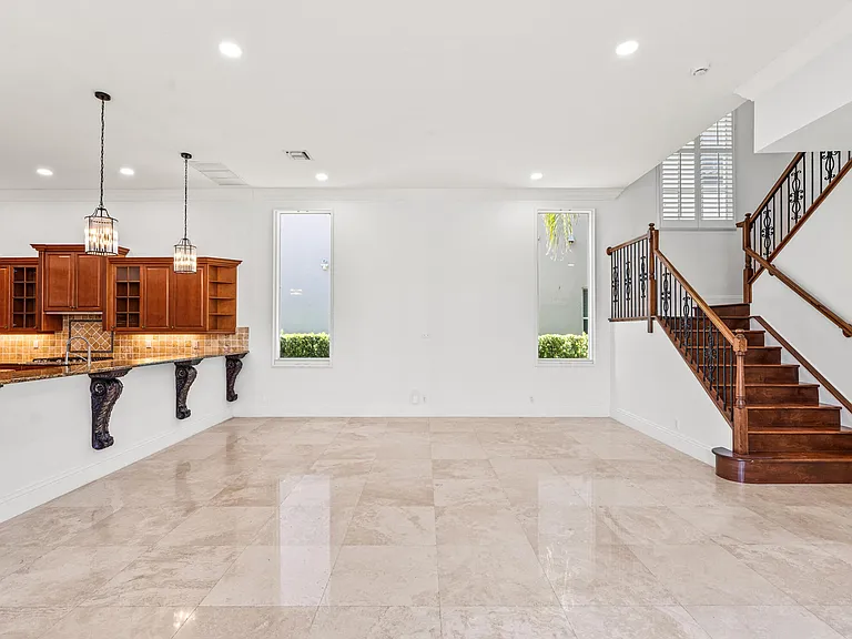 17550 Circle Pond Ct — Photo 29