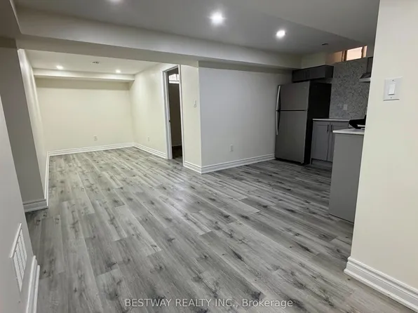172 Ribston St #Basement, Markham, ON L3S 3T6