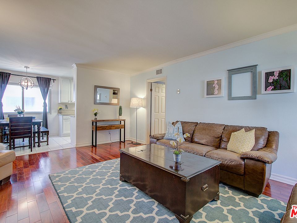 1st image of 8710 Belford Ave #116
