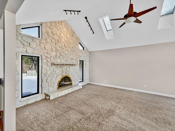 Huge great room with gas fire place