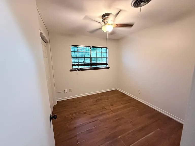 5651 William And Mary St — Photo 6