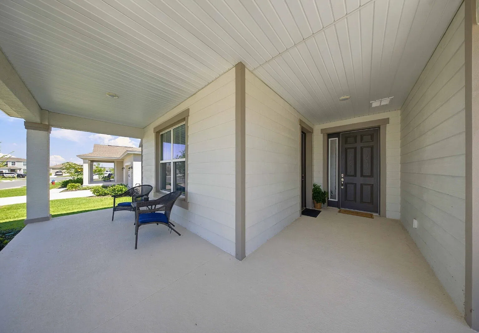 5 bed, 3.0 bath, 3089 sqft, $3,150 — Photo 2