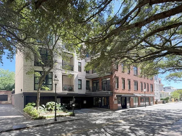 21 George St APT 105, Charleston, SC 29401