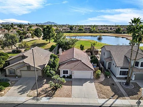 1365 E Betsy Ln Photo 1