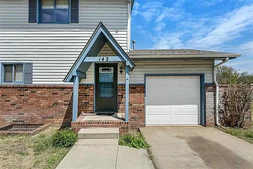 142 E Wood Ave Photo 1
