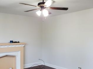 4951 W Byron St APT 2, Chicago, IL 60641