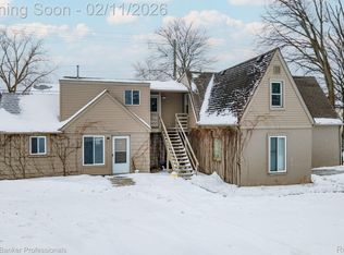 3175 Culbertson Ave, Rochester Hills, MI 48307