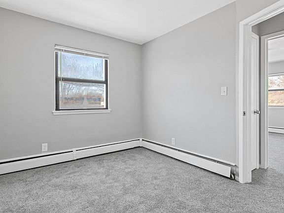 5th image of 1086 York Ave #1
