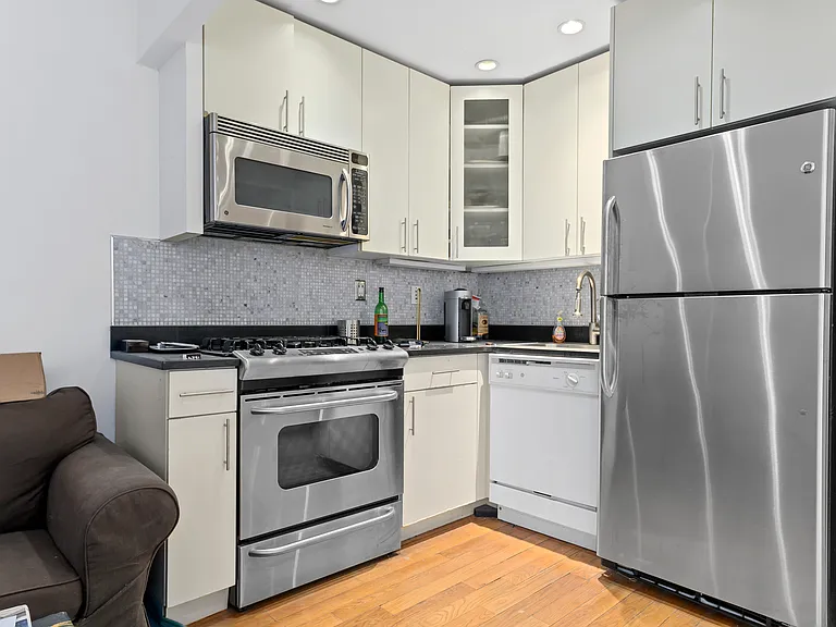 159 Bleecker St #6C — Photo 3