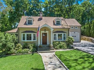 12 Olmstead Ct, New Canaan, CT 06840