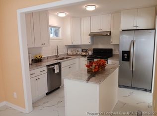 727 Ashburton Dr, Fayetteville, NC 28301