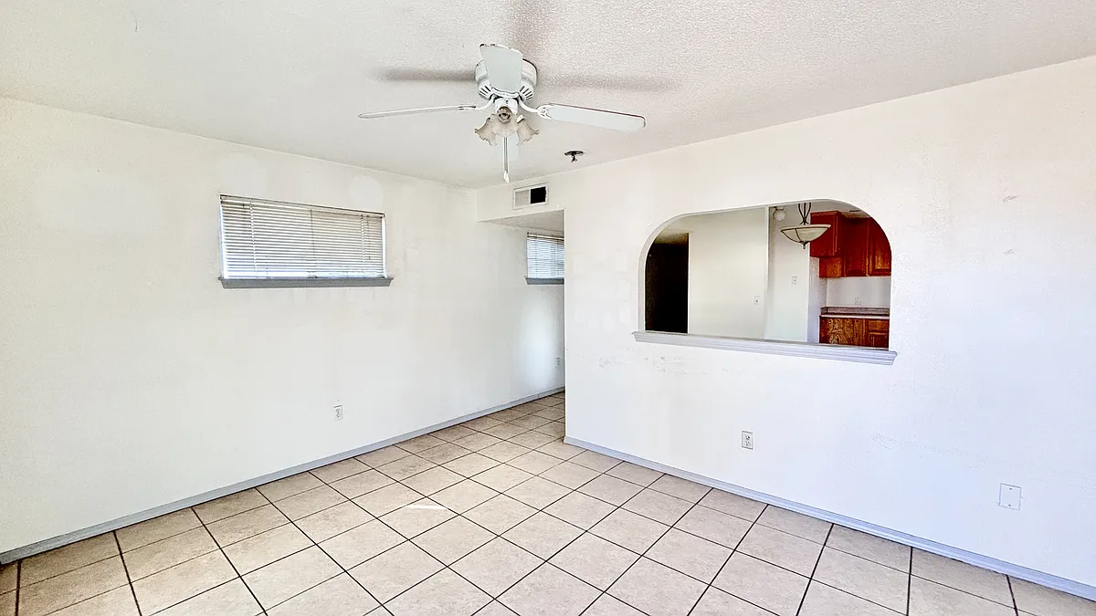 Building Photo - 2717 Idalia Ave #B-1