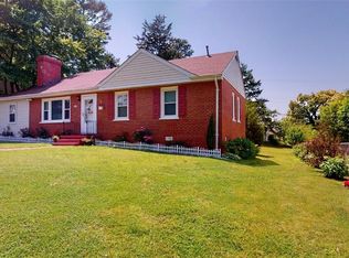 1228 Blue Jay Ln, Henrico, VA 23229