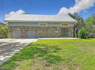 2445 Glenview Dr, Land O Lakes, FL 34639